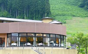 スパ＆リゾートホテル　秋の宮山荘 秋田市 3*